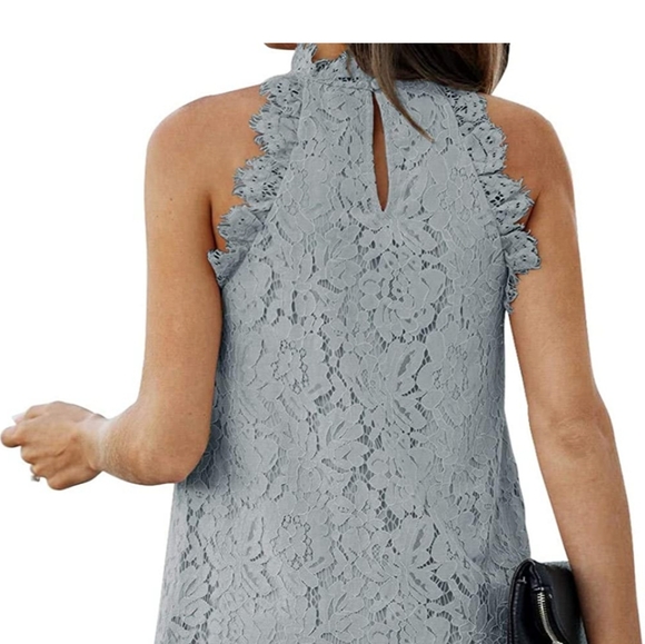 Lace Sleeveless Blouse - Picture 3 of 4